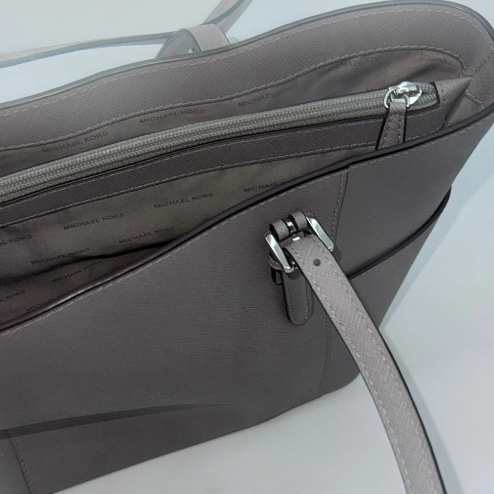 UEC Michael Kors light gray medium Tote